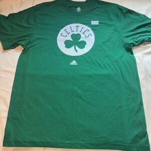 Adidas Boston Celtics NBA Mens XL Green Shamrock Graphic T-Shirt Short Sleeve